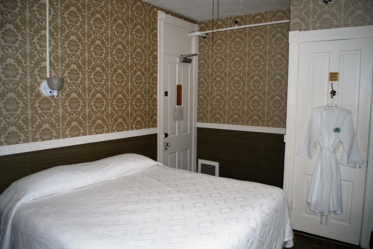 The Historic Park Hotel 풋인베이 외부 사진